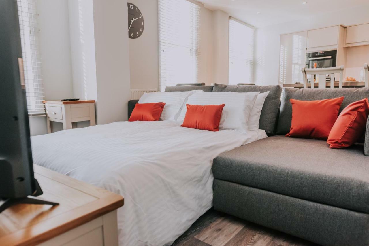 Cavendish House With Secure, Allocated Parking, 2 Mins Walk From Windsor Castle エクステリア 写真