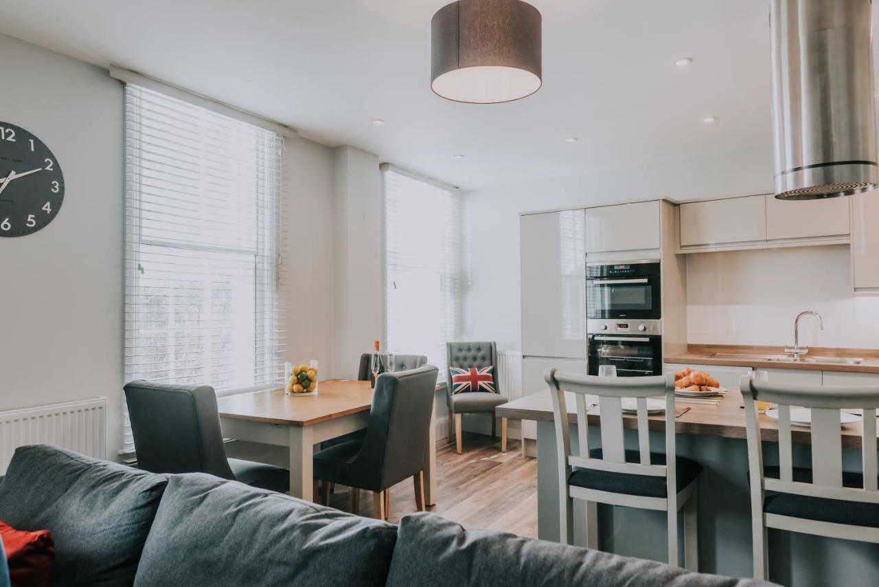 Cavendish House With Secure, Allocated Parking, 2 Mins Walk From Windsor Castle エクステリア 写真