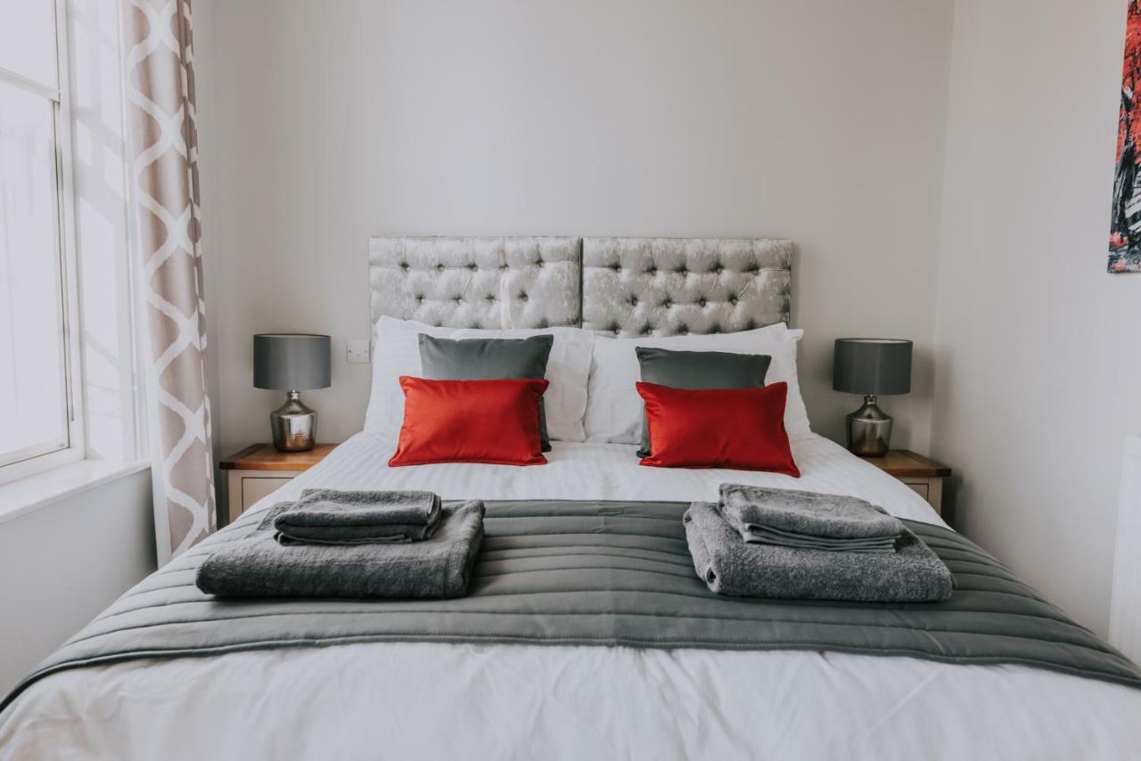 Cavendish House With Secure, Allocated Parking, 2 Mins Walk From Windsor Castle エクステリア 写真