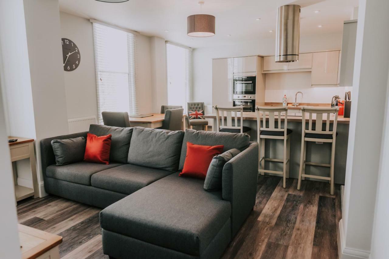 Cavendish House With Secure, Allocated Parking, 2 Mins Walk From Windsor Castle エクステリア 写真