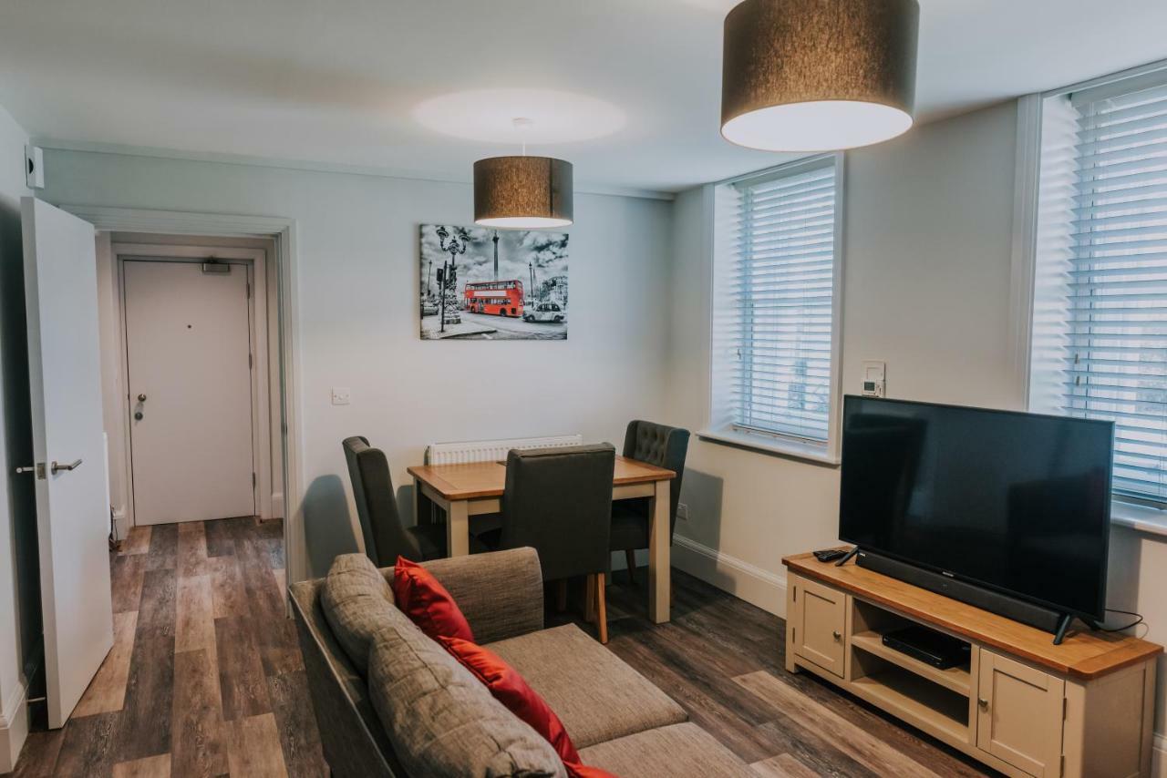 Cavendish House With Secure, Allocated Parking, 2 Mins Walk From Windsor Castle エクステリア 写真
