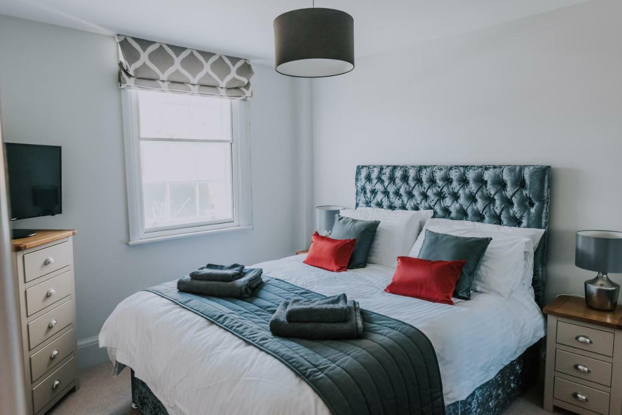 Cavendish House With Secure, Allocated Parking, 2 Mins Walk From Windsor Castle エクステリア 写真